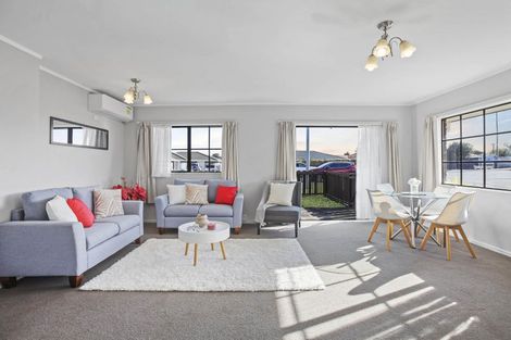 Photo of property in 1/20 Sturges Road, Henderson, Auckland, 0612