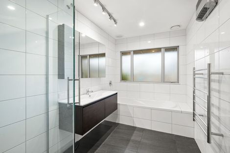 Photo of property in 105 Kotuku Crescent, Woolston, Christchurch, 8023