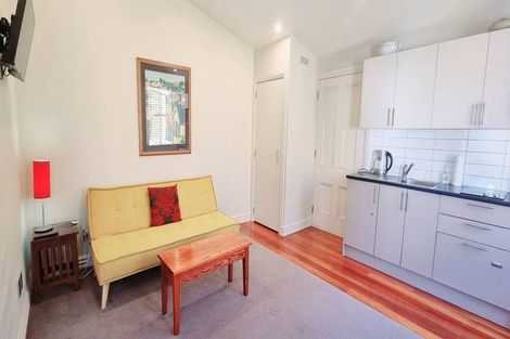 Photo of property in 5 Tonks Grove, Te Aro, Wellington, 6011