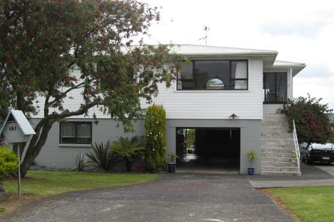 Photo of property in 11 Ngaio Avenue, Mangere Bridge, Auckland, 2022