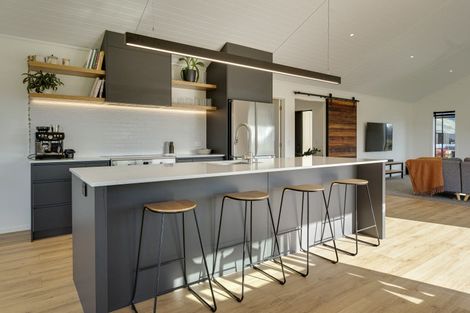 Photo of property in 18 Marjon Drive, Wanaka, 9305