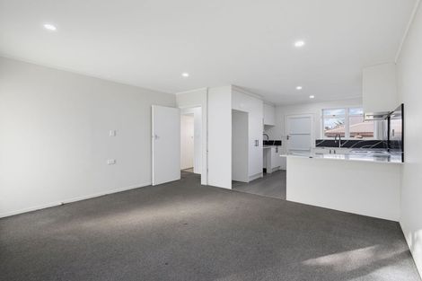 Photo of property in 2/24a Vine Street, Mangere East, Auckland, 2024