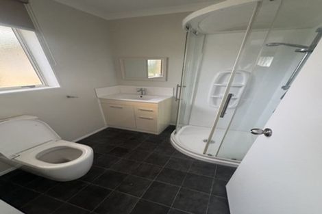 Photo of property in 35 Nottingham Drive, Hamilton East, Hamilton, 3216