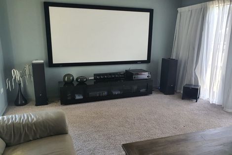 Photo of property in 2 Bressay Way, Waikanae, 5036