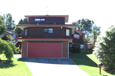 Photo of property in 26 Nui Mana Place, Te Atatu South, Auckland, 0610