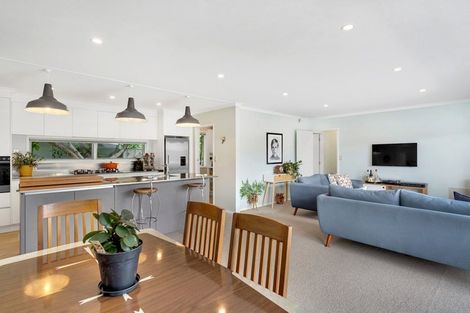 Photo of property in 6 Strasbourge Street, Martinborough, 5711