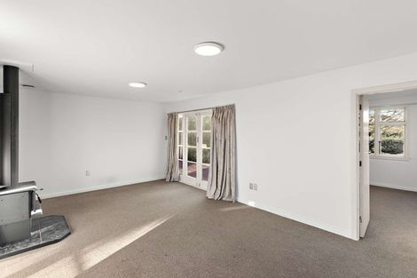 Photo of property in 32 Vagues Road, Northcote, Christchurch, 8052