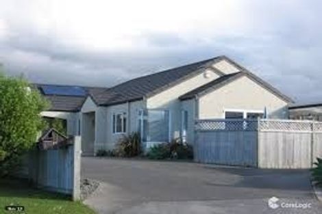 Photo of property in 12 Naul Place, East Tamaki Heights, Auckland, 2016