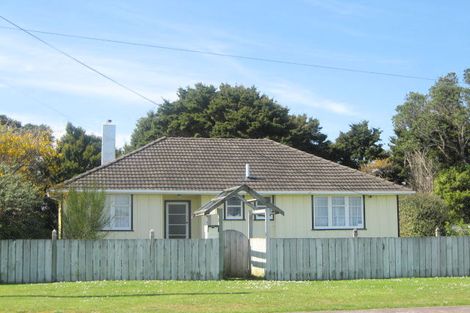 Photo of property in 155 Frankley Road, Frankleigh Park, New Plymouth, 4310