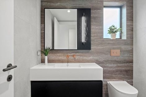 Photo of property in 4 Cardigan Street, Arrowtown, 9302