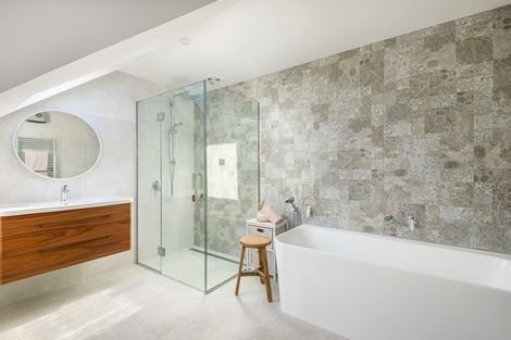 Photo of property in 4 Kahu Road, Riccarton, Christchurch, 8041