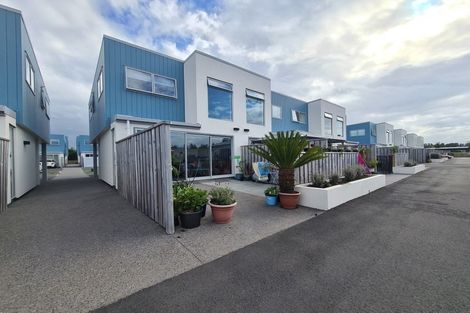 Photo of property in 31 Reynolds Place, Papamoa Beach, Papamoa, 3118