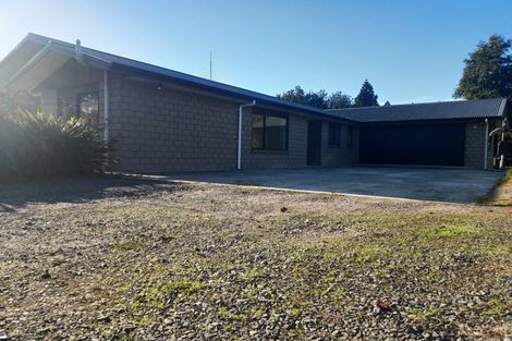 Photo of property in 281 North Manakau Road, Manakau, Levin, 5573