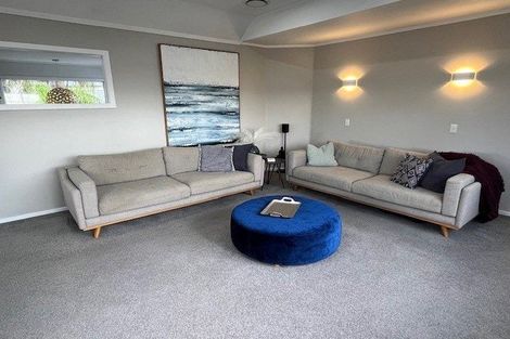 Photo of property in 49b The Esplanade, Eastern Beach, Auckland, 2012