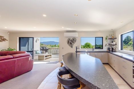 Photo of property in 9 Makora Road, Otaihanga, Paraparaumu, 5036