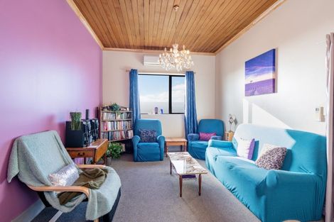 Photo of property in 6 Ocean Beach Road, Bluff, 9814