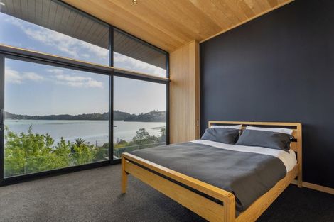 Photo of property in 90 Harbour View Road, Coromandel, 3581