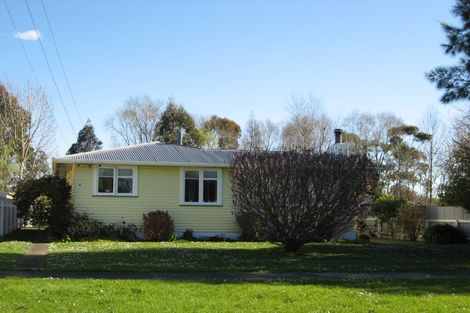 Photo of property in 74 Grey Street, Shannon, 4821