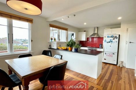 Photo of property in 10 Moana Crescent, Blagdon, New Plymouth, 4310