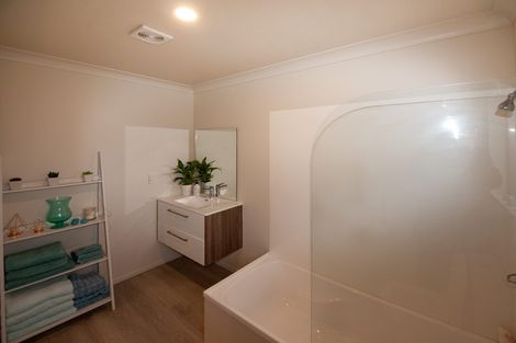 Photo of property in 10a Chippenham Grove, Churton Park, Wellington, 6037