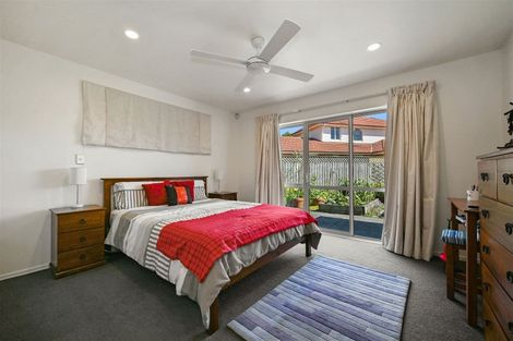 Photo of property in 15 Saint Thomas Place, Woolston, Christchurch, 8062