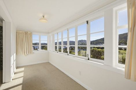 Photo of property in 19 Agra Crescent, Khandallah, Wellington, 6035