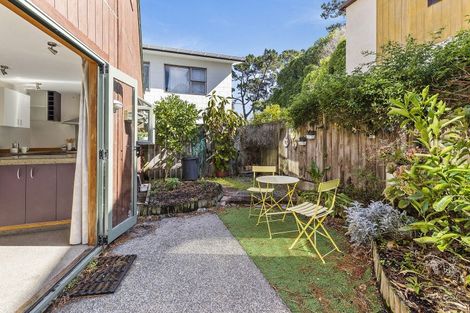 Photo of property in 9 Melrose Crescent, Melrose, Wellington, 6023