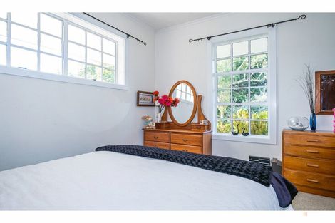 Photo of property in 72 Timaru Road, Waimate, 7924