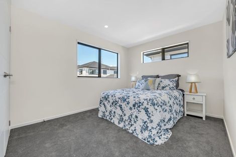 Photo of property in 54 Drumbuoy Drive, Flat Bush, Auckland, 2019