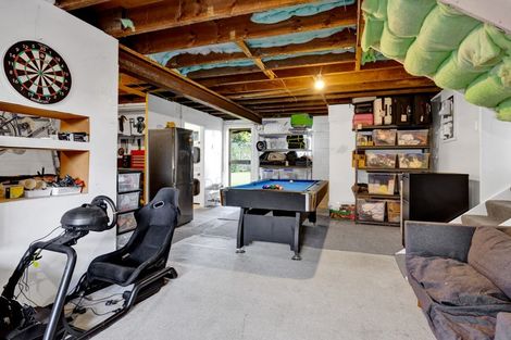 Photo of property in 289 High Street, Eltham, 4322