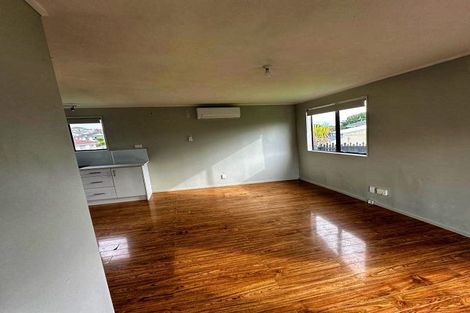 Photo of property in 2/5 Martha Lane, Weymouth, Auckland, 2103