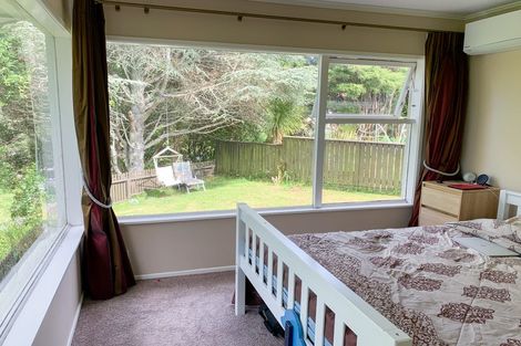 Photo of property in 44 Rimutaka Place, Titirangi, Auckland, 0604