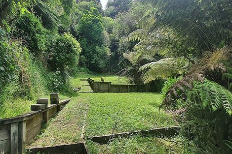Photo of property in 39 Korau Grove, Stokes Valley, Lower Hutt, 5019