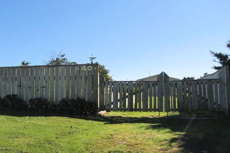 Photo of property in 40 Te Kiri Street, Himatangi Beach, Foxton, 4891