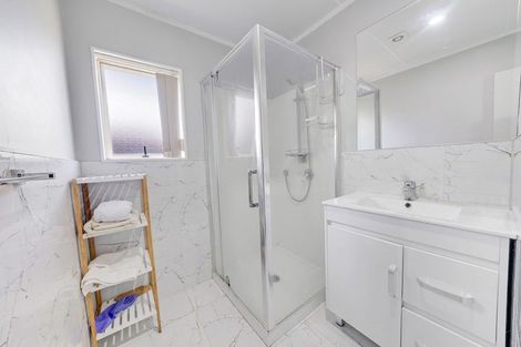 Photo of property in 47a Robert Skelton Place, Clendon Park, Auckland, 2103