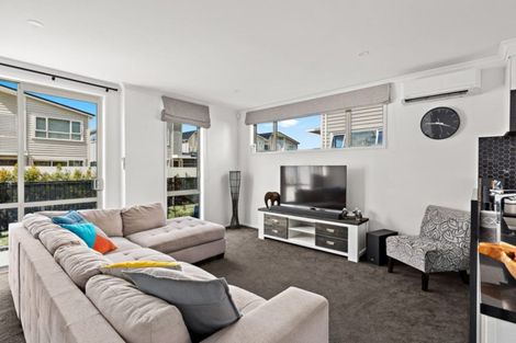 Photo of property in 29 Sanremo Lane, Stanmore Bay, Whangaparaoa, 0932