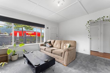 Photo of property in 1/690 Main Road, Stoke, Nelson, 7011