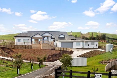 Photo of property in 17 Mcintosh Drive, Pokeno, 2471