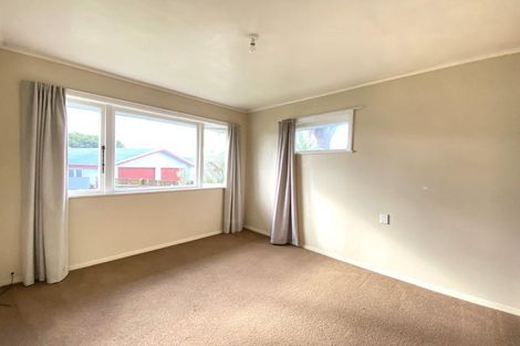 Photo of property in 26 Sutton Crescent, Papakura, 2110