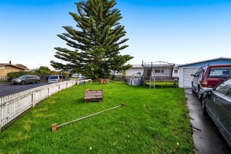 Photo of property in 2 Newbury Place, Waitara, 4320