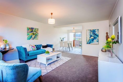 Photo of property in 2/31 Matuhi Rise, Henderson, Auckland, 0612