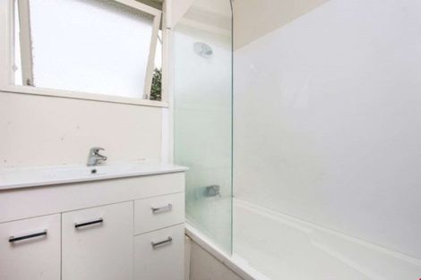 Photo of property in 21 Aarts Avenue, Manurewa, Auckland, 2102