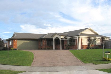 Photo of property in 21 Cranbrook Place, Rototuna North, Hamilton, 3210