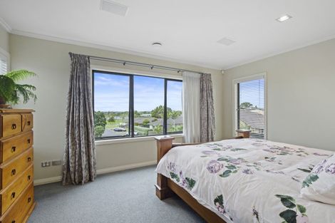 Photo of property in 11 Sangam Place, Pukekohe, 2120
