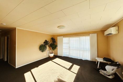 Photo of property in 2/6 Snead Place, Hamilton East, Hamilton, 3216