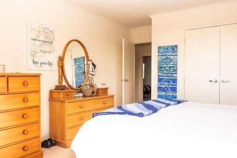 Photo of property in 219 Alec Craig Way, Gulf Harbour, Whangaparaoa, 0930
