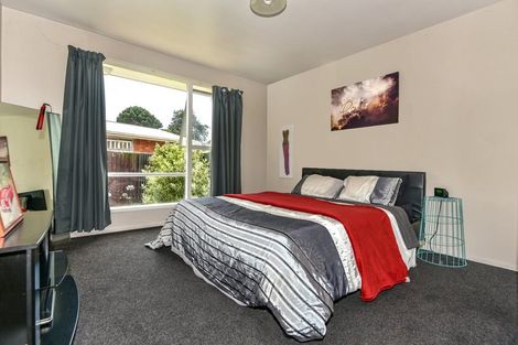 Photo of property in 2/27 Kawau Crescent, Bromley, Christchurch, 8062