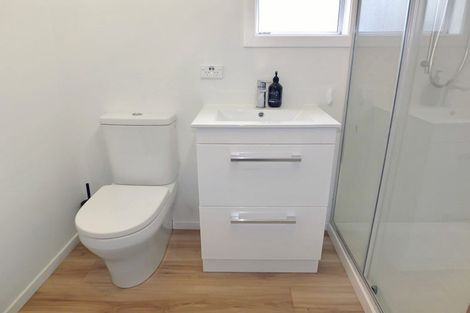 Photo of property in 13 Barber Street, Foxton Beach, Foxton, 4815