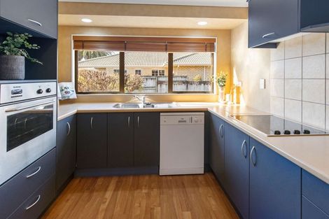 Photo of property in 16 Alba Place, Cambridge, 3434