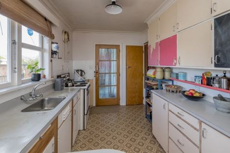 Photo of property in 162 Bartholomew Road, Levin, 5510